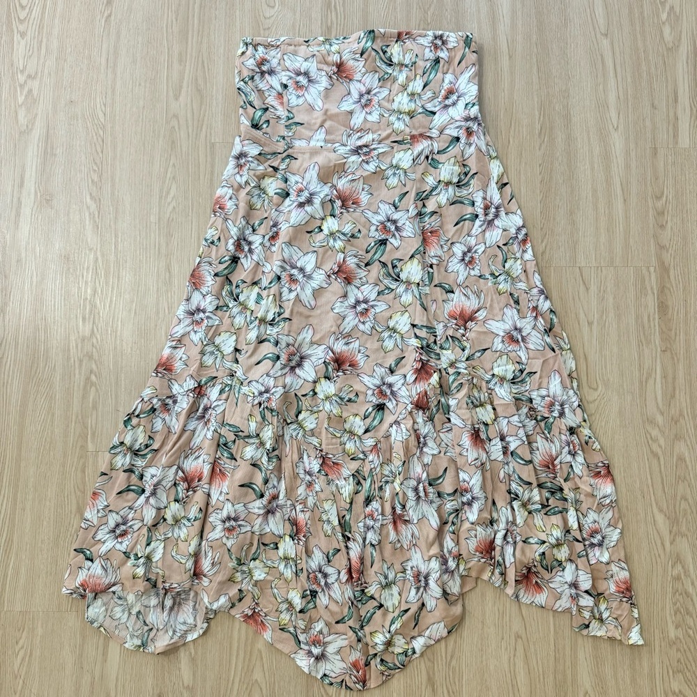 Pinkblush strapless floral handkerchief hem midi nwot - Picture 5 of 5